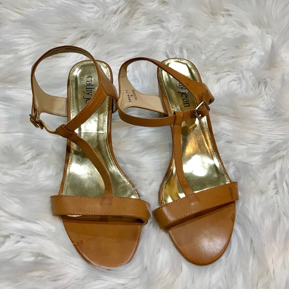 Cathy Jean T-strap chunky heel sandals